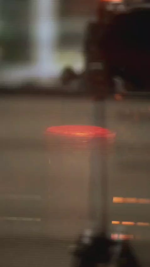 Video, wie Wild-Leberkäse im Ofen aus dem Glas hoch kommt